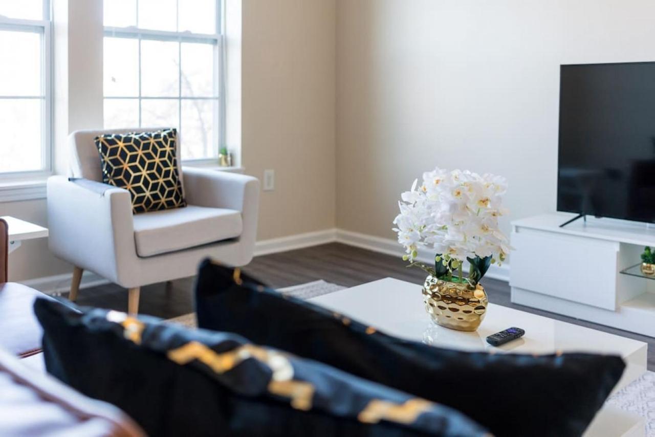 Private Bedroom Downtown Indy - Shared Indianapolis Luaran gambar